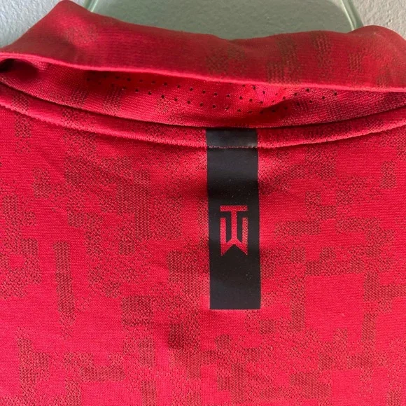 Nike Tiger Woods Dri Fit Performance Golf Polo Shirt Mens XL Red Camo - Picture 3 of 7